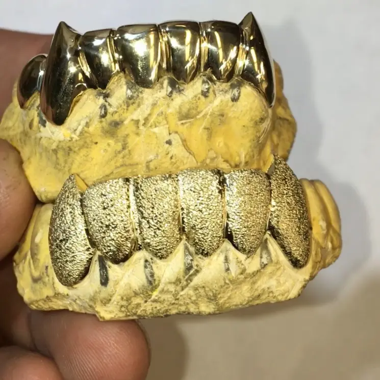 Bottom 8 Solid